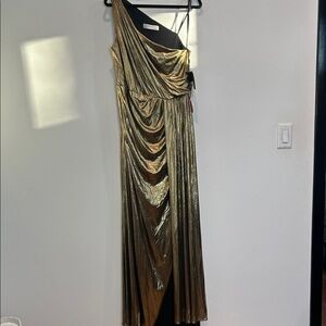 Mac Duggal Gold One Shoulder Dress size 14 women’s gown new